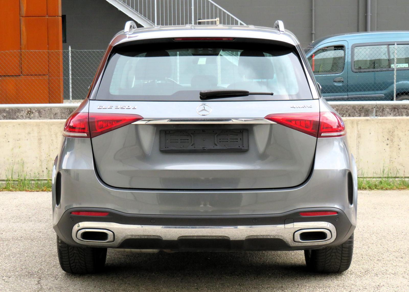 Mercedes-Benz GLE 350d - фото 8